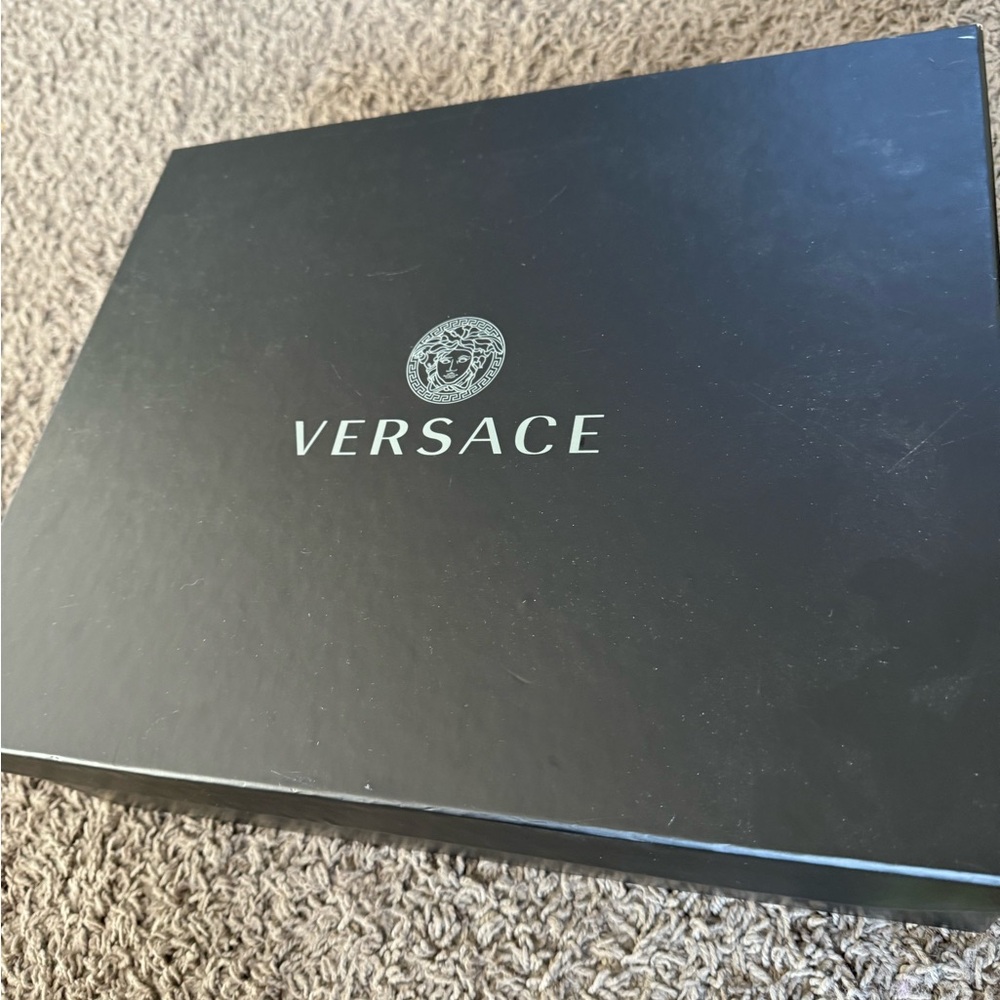 Brand new Versace Heels platform size 37